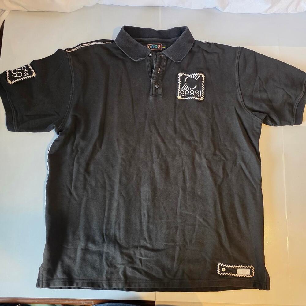 Coogi australia‎ black embroidered logo